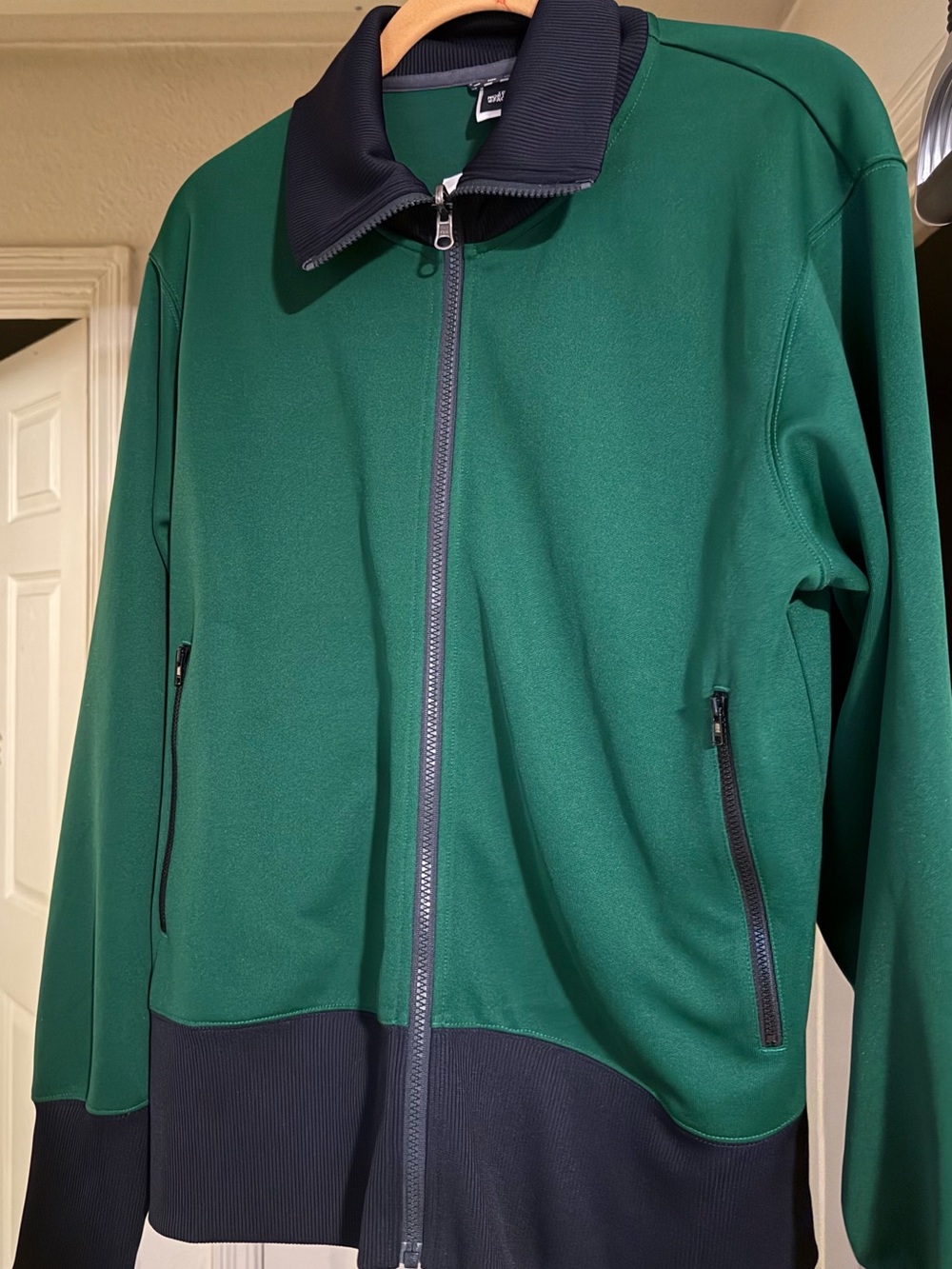 North face Men’s  Green Zip-Front Track Jacket with Contrast Trim